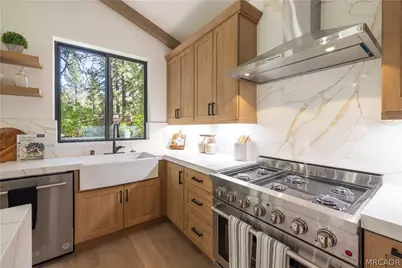 1304 E Mountain View Boulevard, Big Bear City, CA 92314 - Photo 9