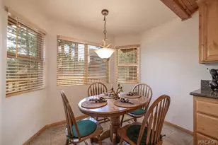 379 Fawn Trail Pl, Big Bear Lake, CA 92315 - Photo 11