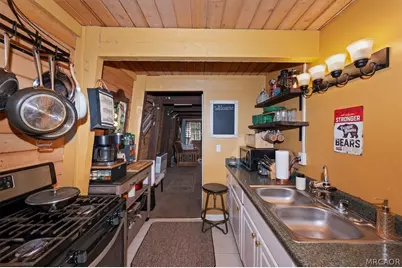 756 Cedar Lane, Sugarloaf, CA 92386 - Photo 15