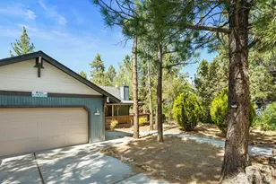 425 E Mountain View Blvd, Big Bear City, CA 92314 - Photo 5