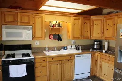 223 Vista Avenue, Sugarloaf, CA 92386 - Photo 7