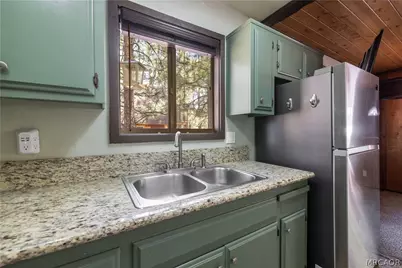629 W Sugarloaf Boulevard, Big Bear City, CA 92314 - Photo 7