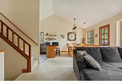 1108 Grass Valley Rd. Road, Lake Arrowhead, CA 92352 - Photo 9