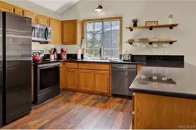 1108 Grass Valley Rd. Road, Lake Arrowhead, CA 92352 - Photo 7
