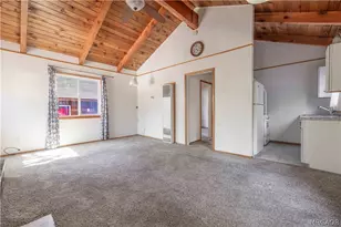 315 San Bernardino Dr, Sugarloaf, CA 92386 - Photo 5