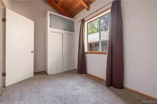315 San Bernardino Dr, Sugarloaf, CA 92386 - Photo 9