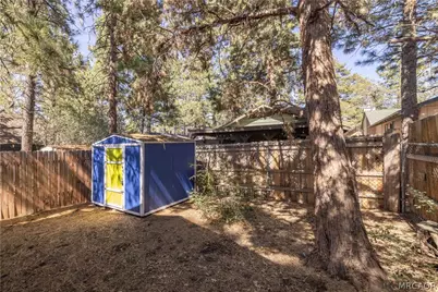 315 San Bernardino Drive, Sugarloaf, CA 92386 - Photo 17