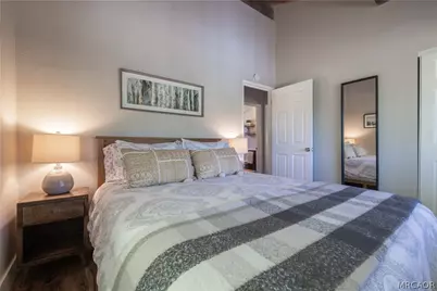 43861 Mendocino Drive, Big Bear Lake, CA 92315 - Photo 23