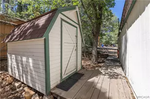 753 Maple Ln, Sugarloaf, CA 92386 - Photo 57