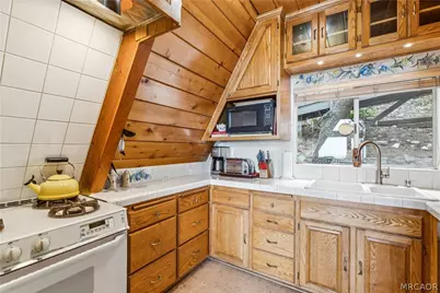 24032 Skyland Drive, Crestline, CA 92325 - Photo 5