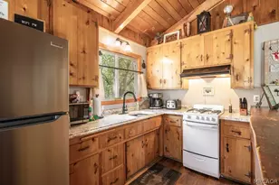 40203 Dream St, Big Bear Lake, CA 92315 - Photo 9