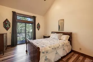32311 Rim of the World Dr, Fawnskin, CA 92333 - Photo 31
