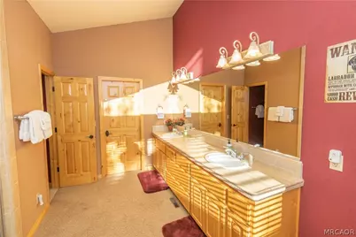 301 Starlight Circle, Big Bear Lake, CA 92315 - Photo 21