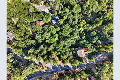 30308 Leprechaun Drive, Running Springs, CA 92382 - Photo 5