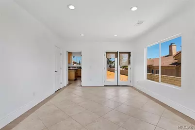 16245 Ridge View Drive, Apple Valley, CA 92307 - Photo 17