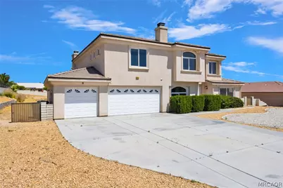 16245 Ridge View Drive, Apple Valley, CA 92307 - Photo 3