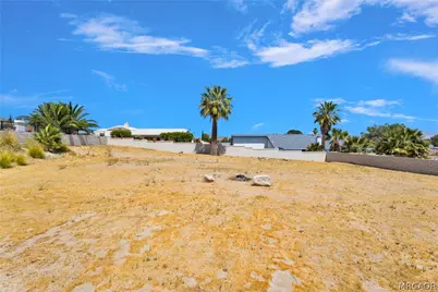 16245 Ridge View Drive, Apple Valley, CA 92307 - Photo 5
