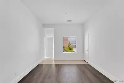 16233 Ridge View Drive, Apple Valley, CA 92307 - Photo 29