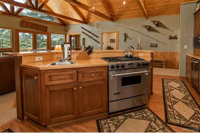 1269 Balsam Drive, Big Bear Lake, CA 92315 - Photo 9