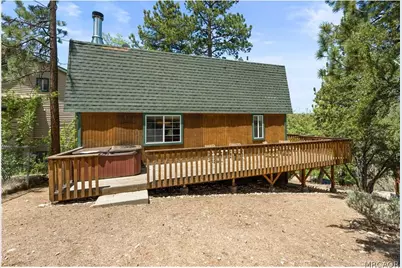 1099 Crags Lane, Fawnskin, CA 92333 - Photo 11
