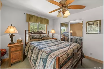1099 Crags Lane, Fawnskin, CA 92333 - Photo 21