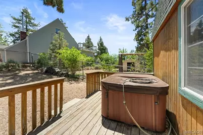 1099 Crags Lane, Fawnskin, CA 92333 - Photo 31