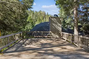 781 Lake Dr, Lake Arrowhead, CA 92352 - Photo 5