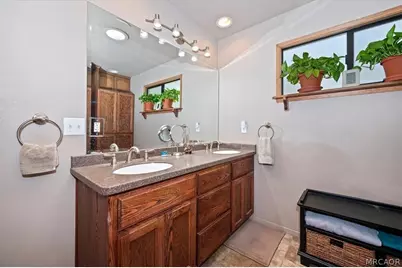 336 W Aeroplane Boulevard, Big Bear City, CA 92314 - Photo 21