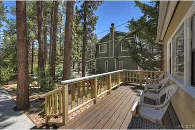 336 W Aeroplane Boulevard, Big Bear City, CA 92314 - Photo 5