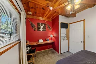 280 Wabash Ln, Sugarloaf, CA 92386 - Photo 15