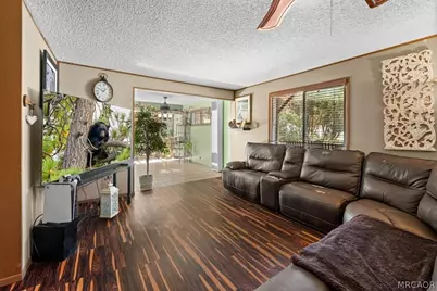 819 Holmes Lane, Sugarloaf, CA 92386 - Photo 9