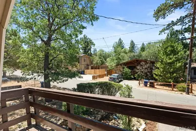 819 Holmes Lane, Sugarloaf, CA 92386 - Photo 37