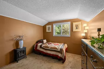 819 Holmes Lane, Sugarloaf, CA 92386 - Photo 29