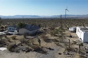 7535 Camp Rock Rd, Lucerne Valley, CA 92356 - Photo 15