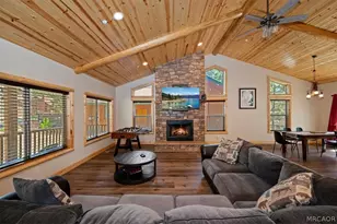 374 Northern Cross Dr, Big Bear Lake, CA 92315 - Photo 7