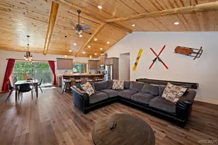 374 Northern Cross Dr, Big Bear Lake, CA 92315 - Photo 9