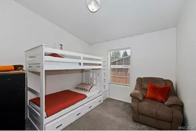1106 W Country Club Boulevard, Big Bear City, CA 92314 - Photo 23
