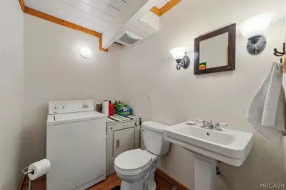 1033 Sierra Avenue, Big Bear City, CA 92314 - Photo 15