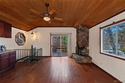 245 Vista Lane, Sugarloaf, CA 92386 - Photo 13