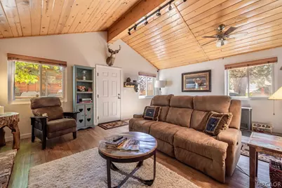 667 Lintner Road, Big Bear Lake, CA 92315 - Photo 9