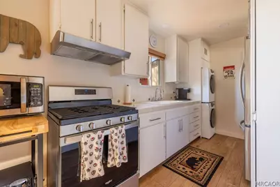 667 Lintner Road, Big Bear Lake, CA 92315 - Photo 11