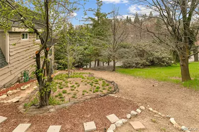 27935 St Bernard Lane, Lake Arrowhead, CA 92352 - Photo 29
