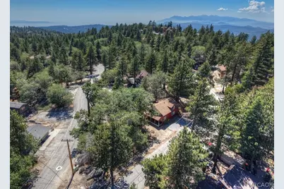 572 Dahlia Drive, Green Valley Lake, CA 92341 - Photo 33