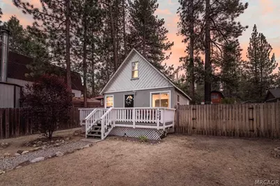 204 W Mojave Boulevard, Big Bear City, CA 92314 - Photo 1