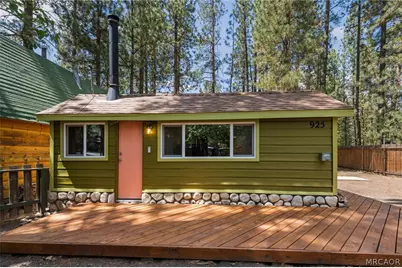 925 W Rainbow Boulevard, Big Bear City, CA 92314 - Photo 1