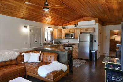 43734 Yosemite Drive, Big Bear Lake, CA 92315 - Photo 11