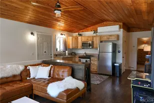 43734 Yosemite Dr, Big Bear Lake, CA 92315 - Photo 11