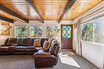 108 W Aeroplane Boulevard, Big Bear City, CA 92314 - Photo 7