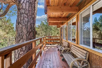 108 W Aeroplane Boulevard, Big Bear City, CA 92314 - Photo 3