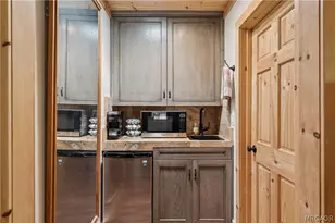 26355 Augusta Dr, Lake Arrowhead, CA 92352 - Photo 15